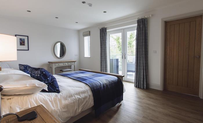 dog friendly cottages south wales